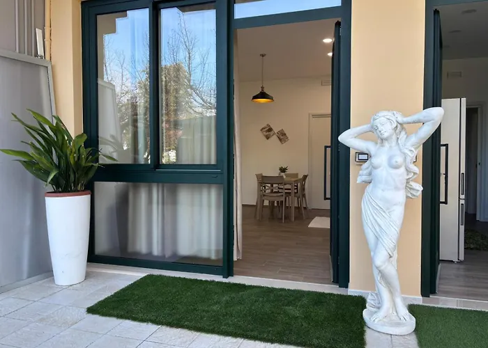 Sara - Interno 2 - Premium