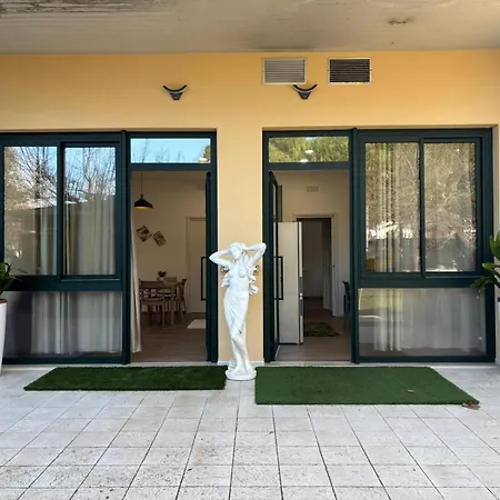 Sara - Interno 2 - Premium